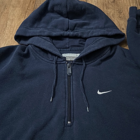 Nike half zip hoodie - Picture 3 of 5